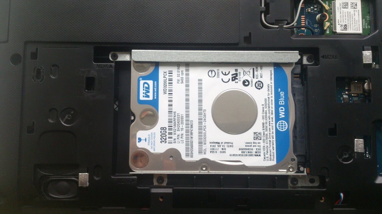 Kak-zamenit-HDD-na-SSD-na-noutbuku-Lenovo-G50-30-06